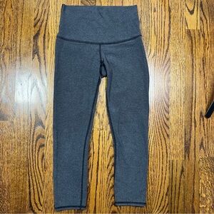 Lululemon Leggings Women’s Size 6 Cropped Tight Workout Gym Yoga Run